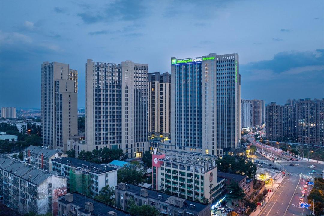 Photo of Others in Yu Hua