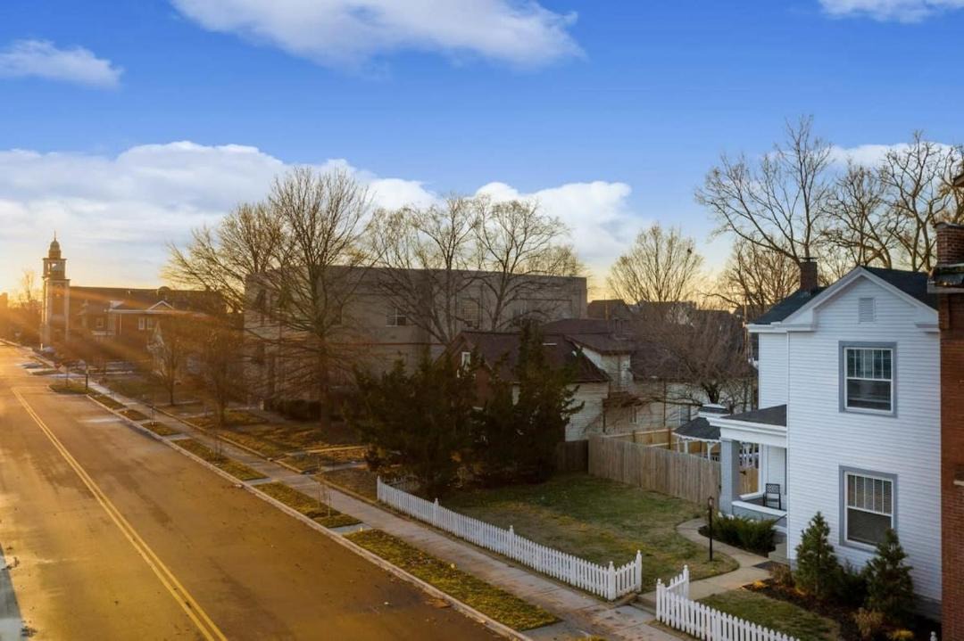 Photo of Buildings in Jeffersonville
