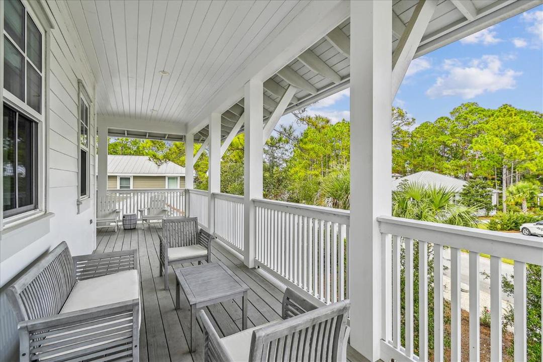 Photo of Patio Balcony in Sugarwood Beach