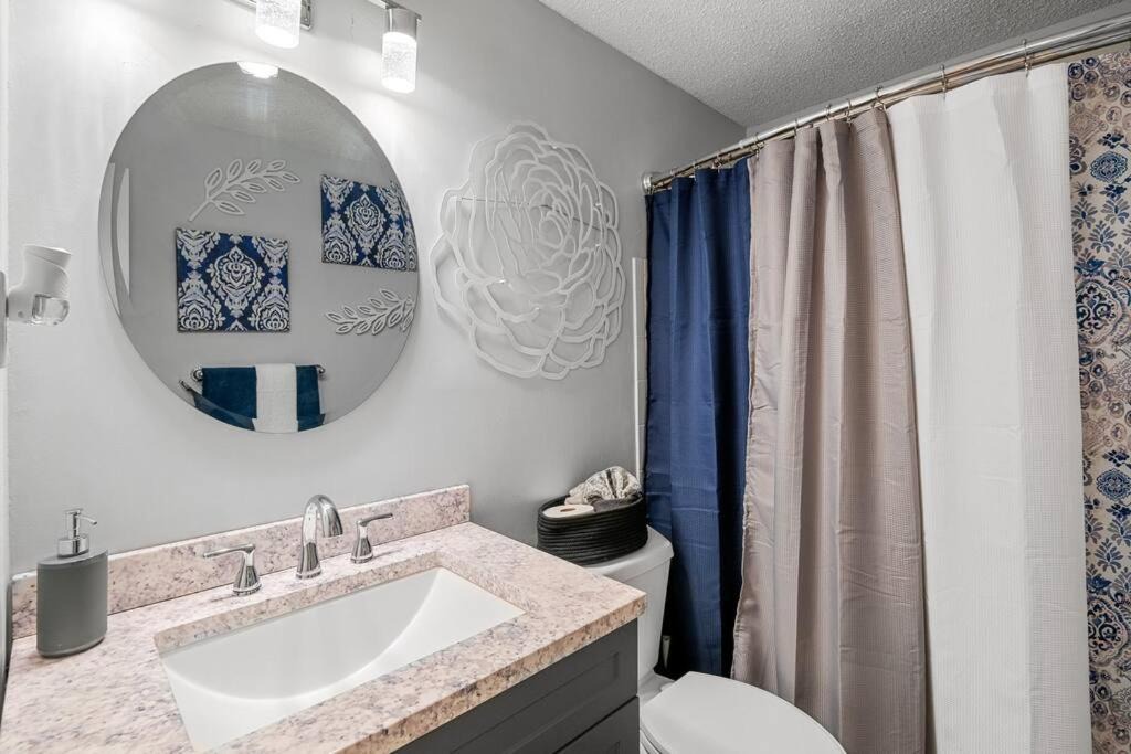 Photo of Bathroom in Mosby