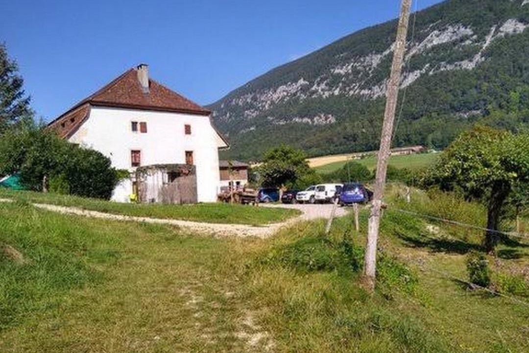 Photo of Others in Orvin