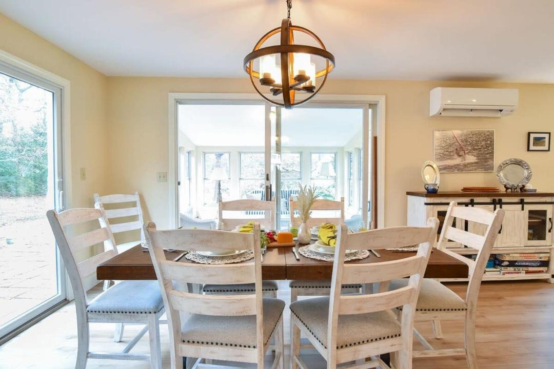 Photo of Livingroom in Eastham