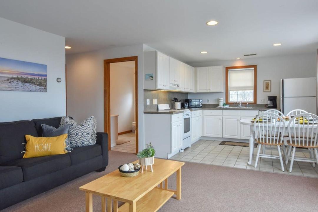 Photo of Livingroom in North Truro
