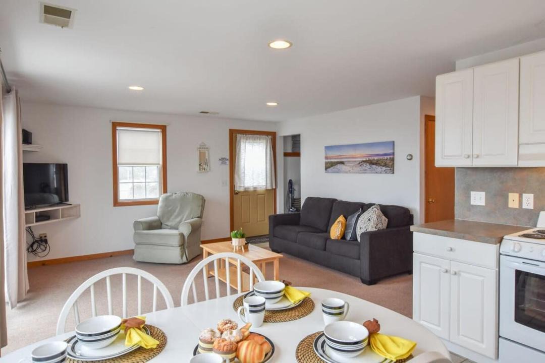 Photo of Livingroom in North Truro