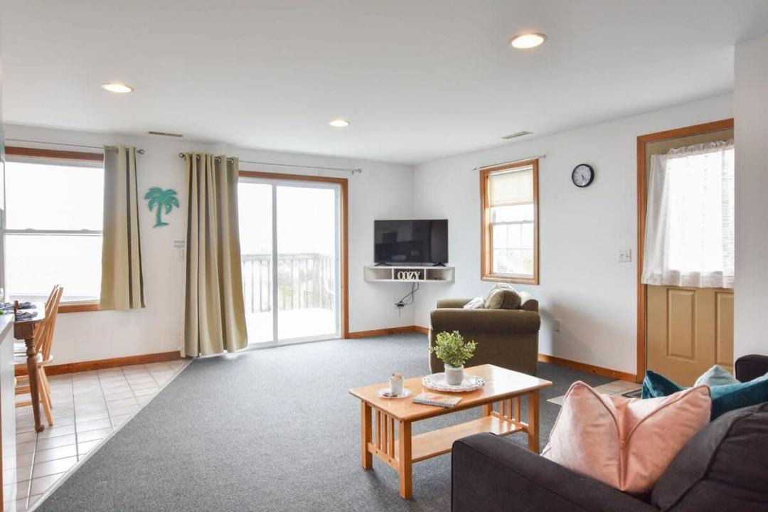 Photo of Livingroom in North Truro