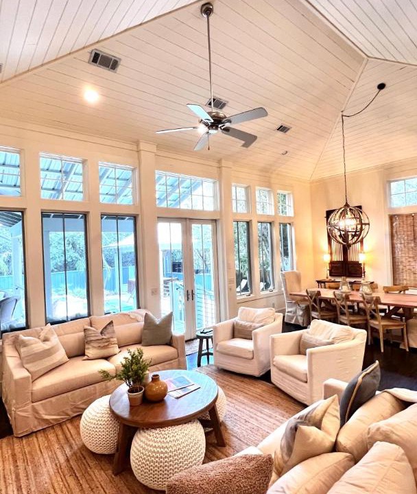 Photo of Livingroom in Rosemary Beach