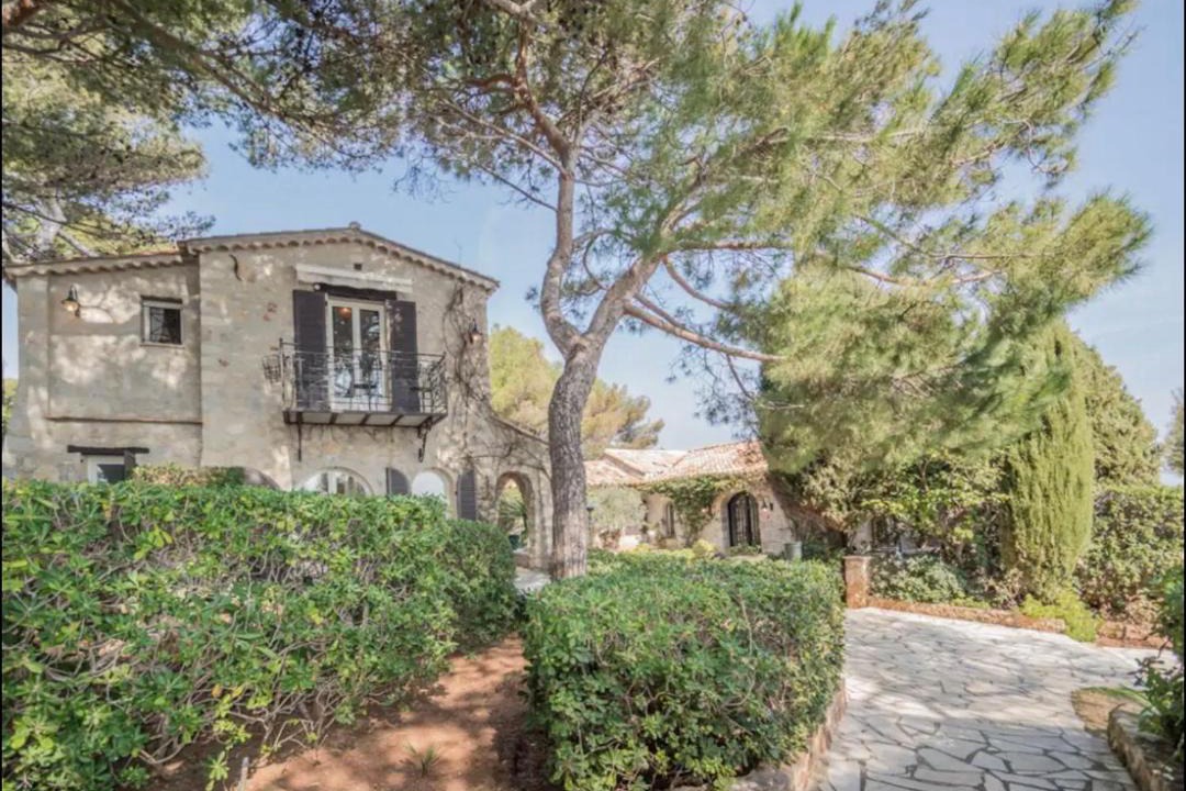 Photo of Buildings in Cap-d'Antibes