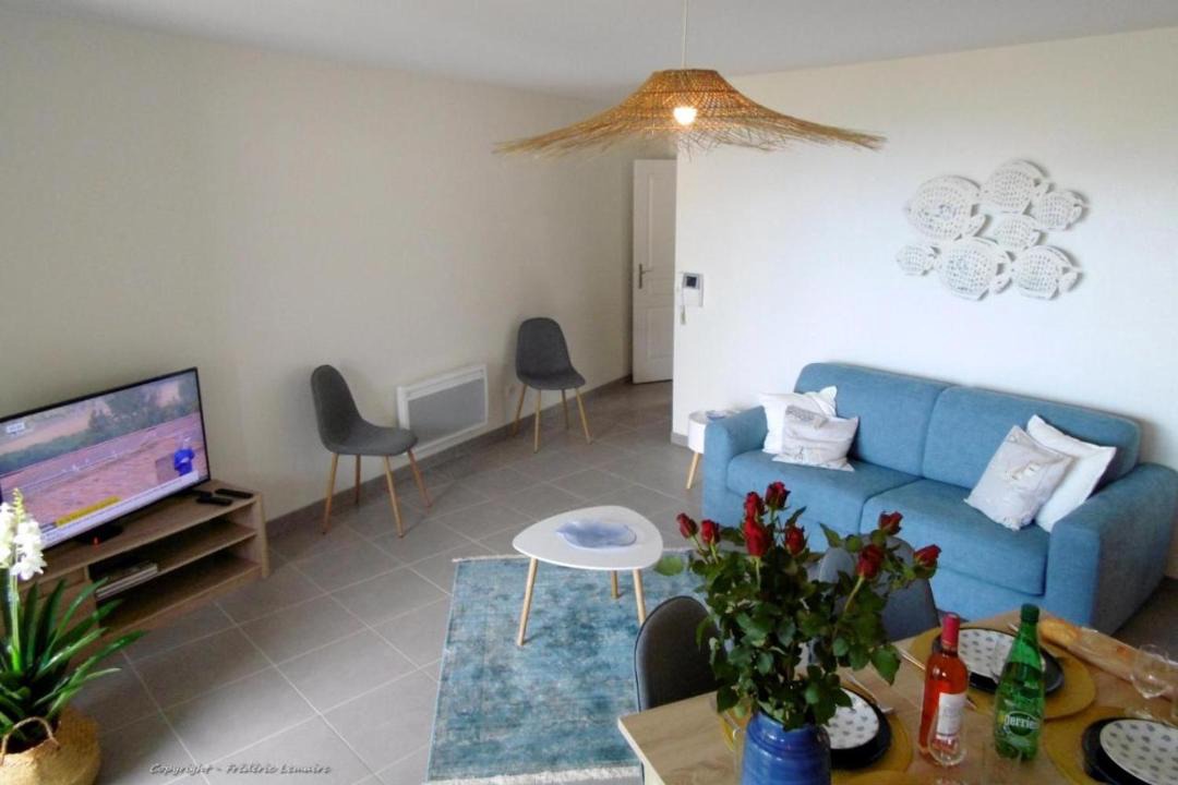 Photo of Livingroom in Sables-d'Or-les-Pins