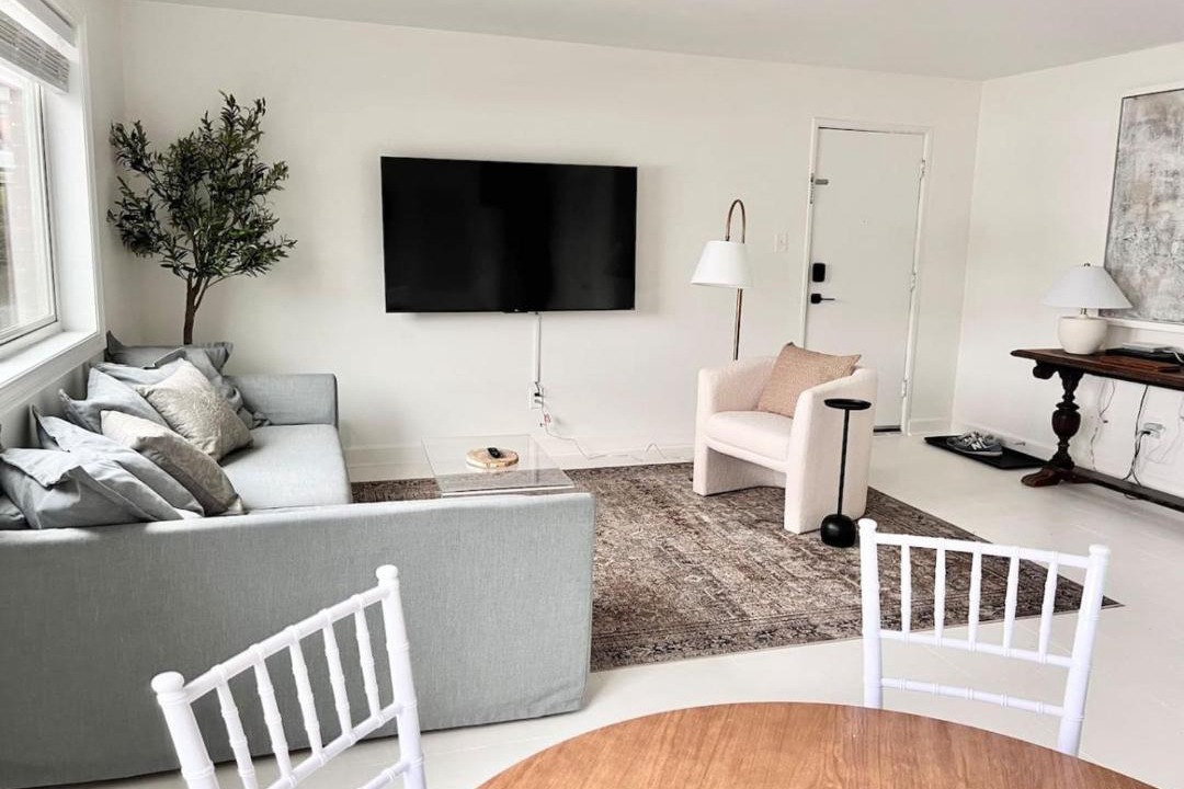 Photo of Livingroom in Aurora Highlands
