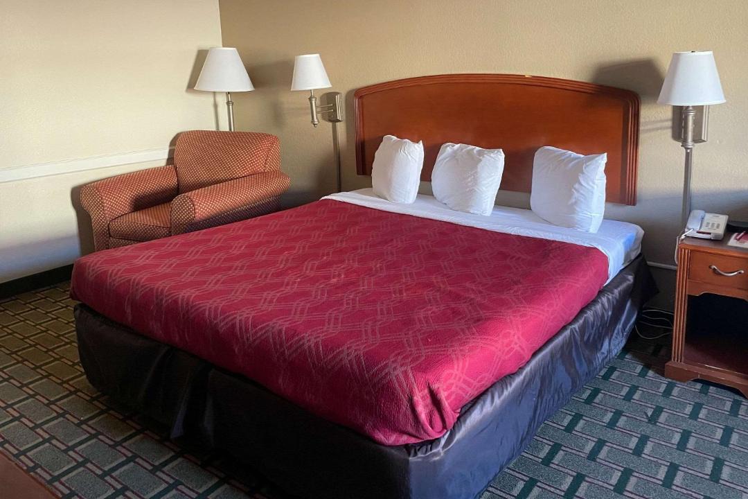 Photo of Bedroom in Kalamazoo