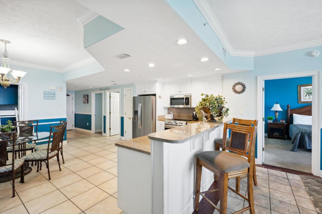 Photo of Livingroom in Lower Grand Lagoon