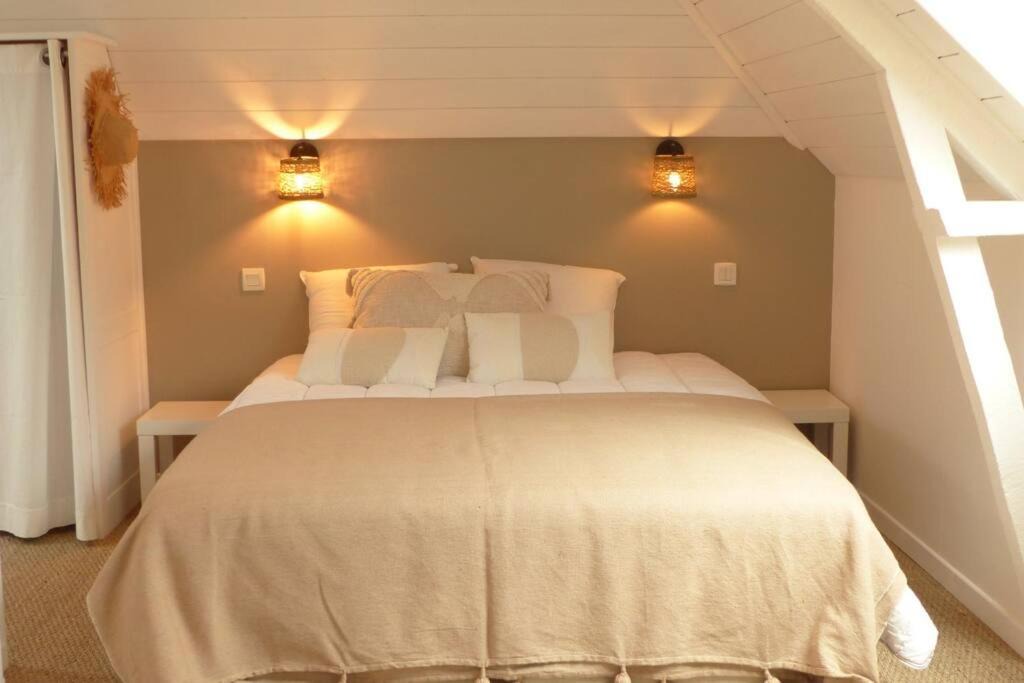 Photo of Bedroom in Port de St Goustan