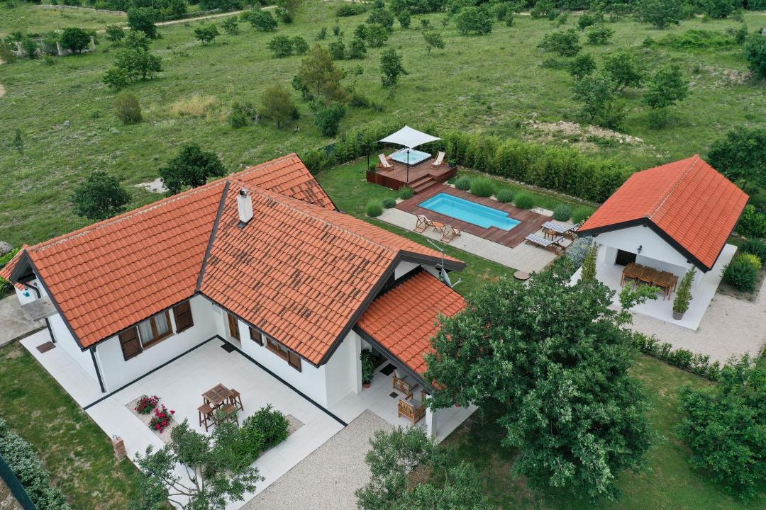 Photo of Others in Velim