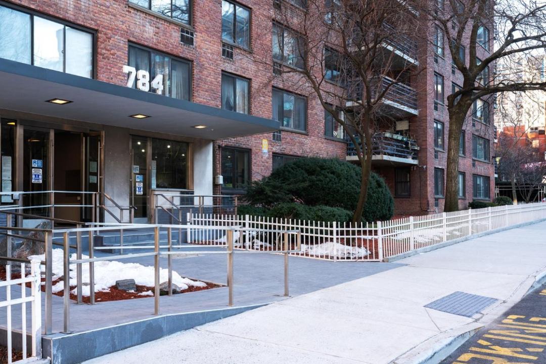 Photo of Others in Manhattan Valley