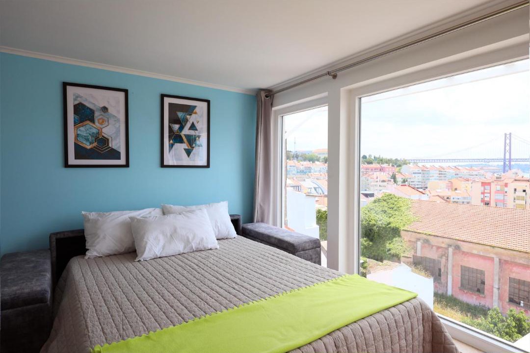 Photo of Bedroom in Linda-a-Velha