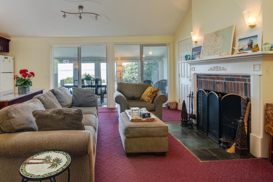 Photo of Livingroom in Plymouth