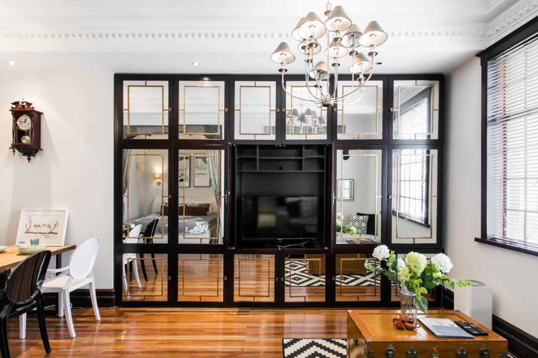 Photo of Livingroom in Downtown Shanghai