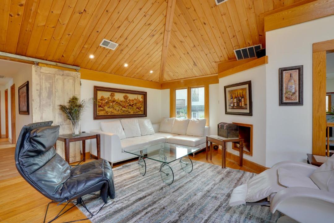 Photo of Livingroom in Tuscarora