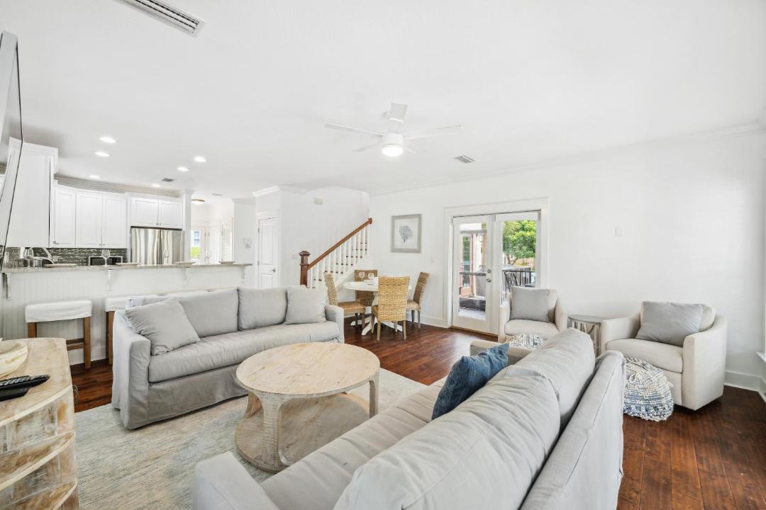 Photo of Livingroom in Seacrest Beach