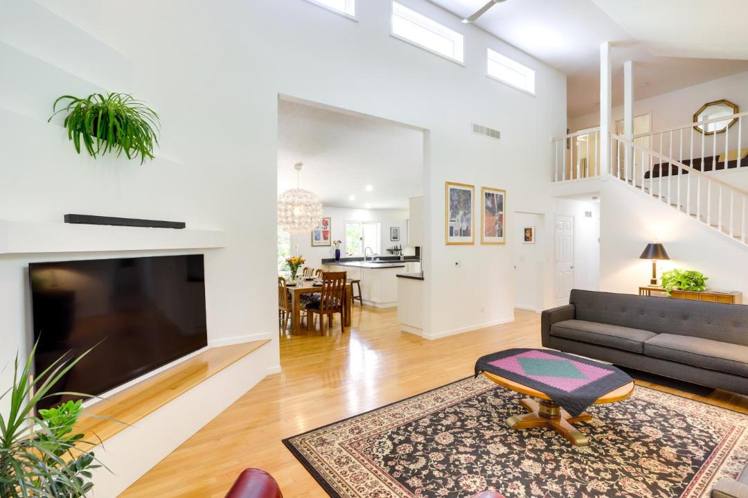 Photo of Livingroom in Granger