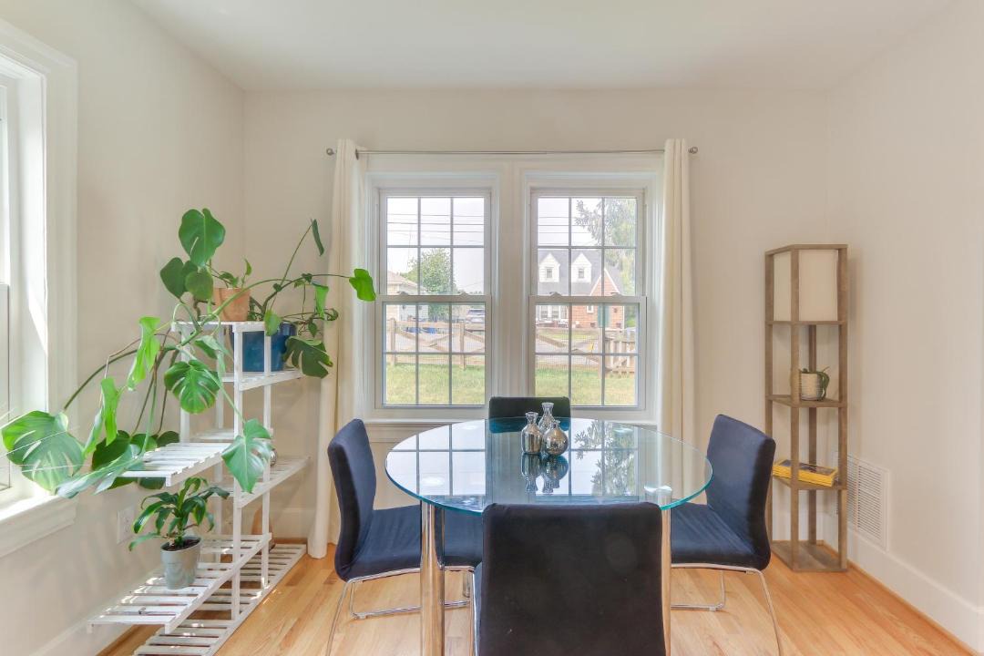 Photo of Livingroom in Front Royal