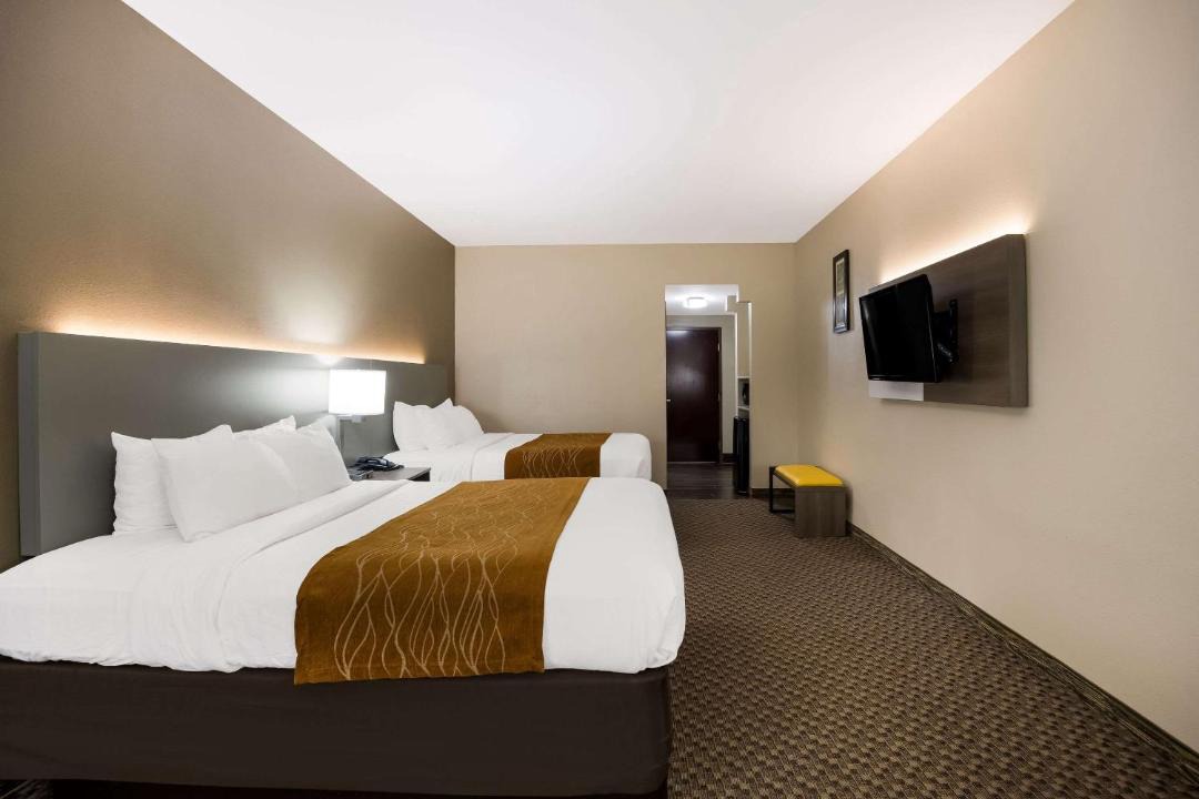 Photo of Bedroom in Midway