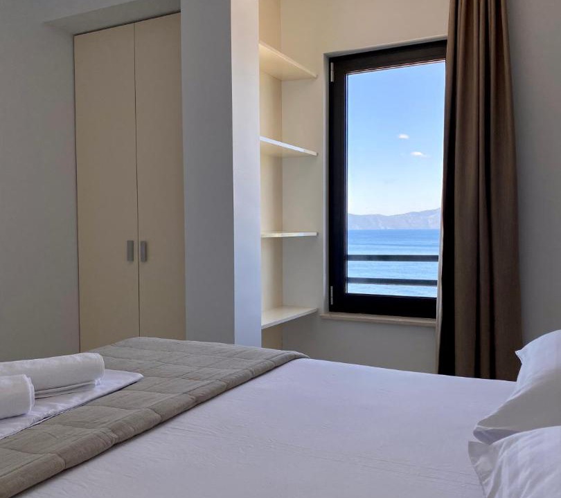 Photo of Bedroom in Brist