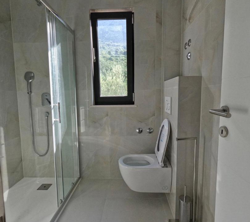 Photo of Bathroom in Brist