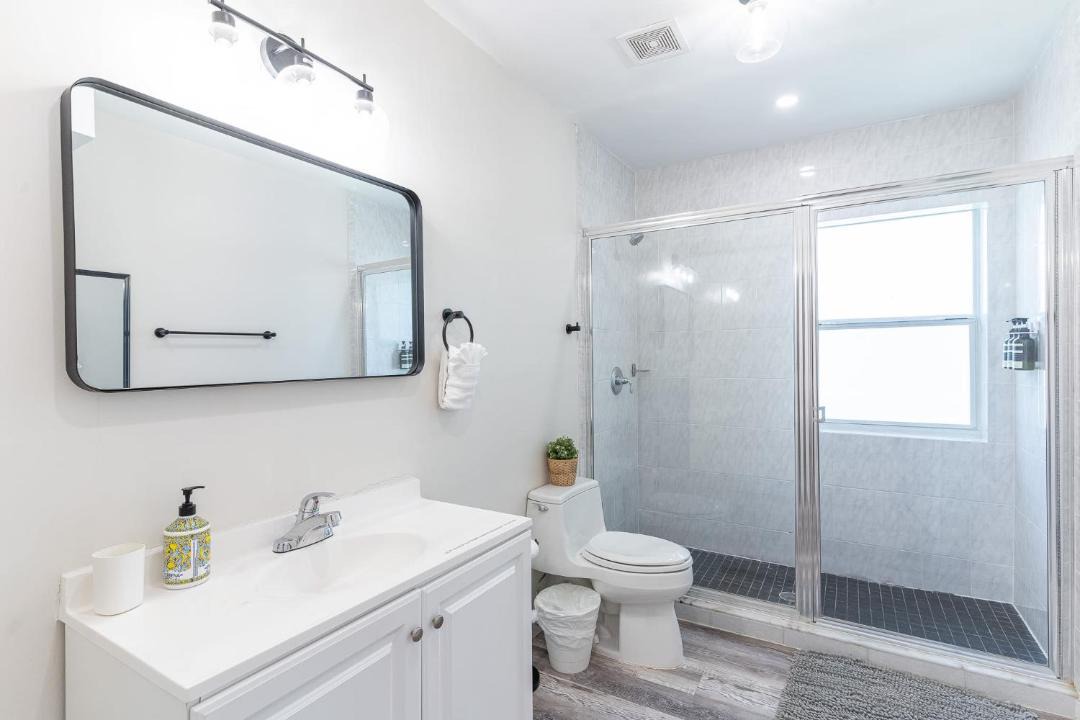 Photo of Bathroom in Brickell