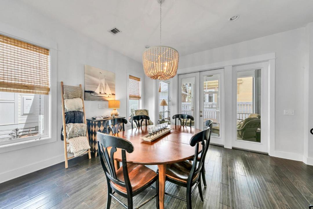 Photo of Livingroom in Greenway Park