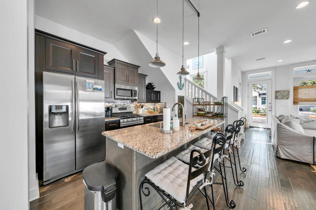 Photo of Kitchen in Greenway Park