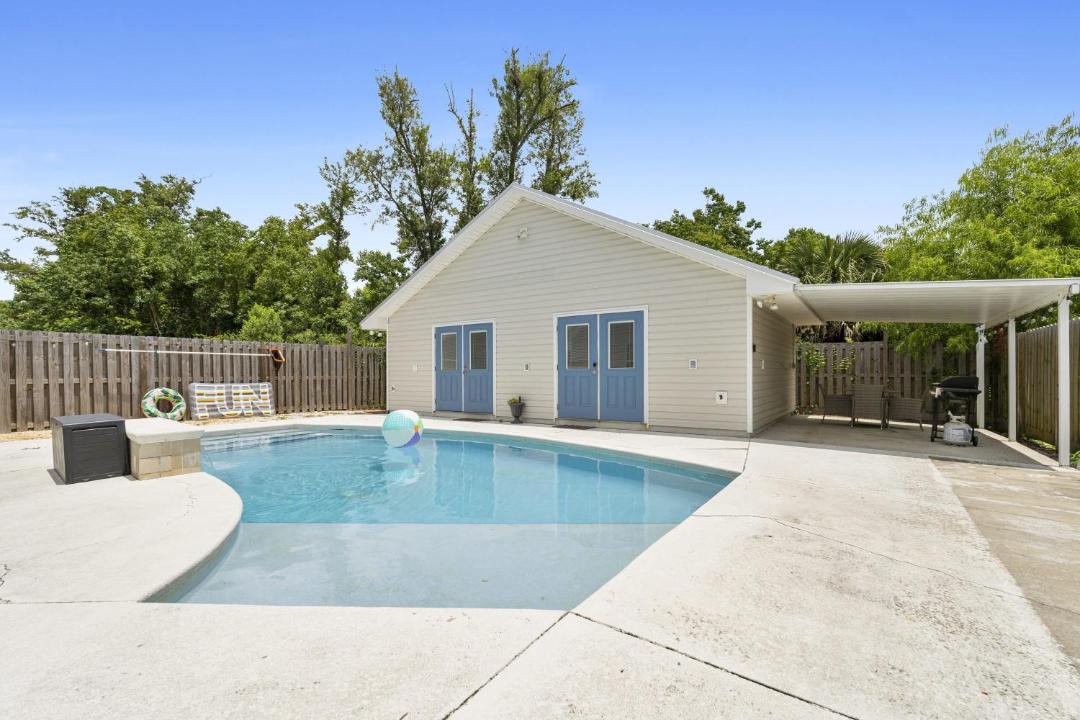 Photo of Outdoor in Lynn Haven