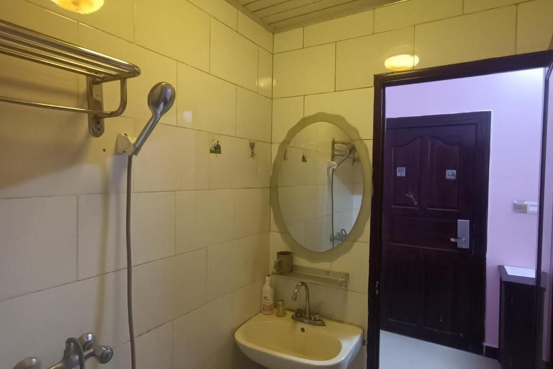 Photo of Bathroom in Yangshuo