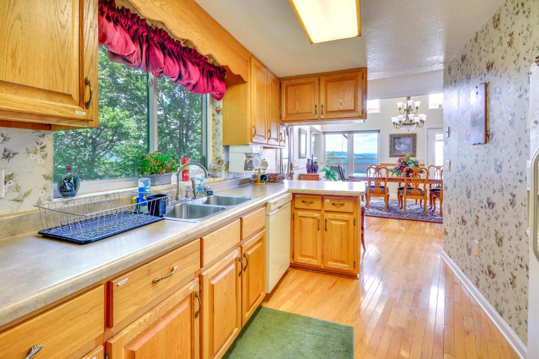 Photo of Kitchen in Dan River