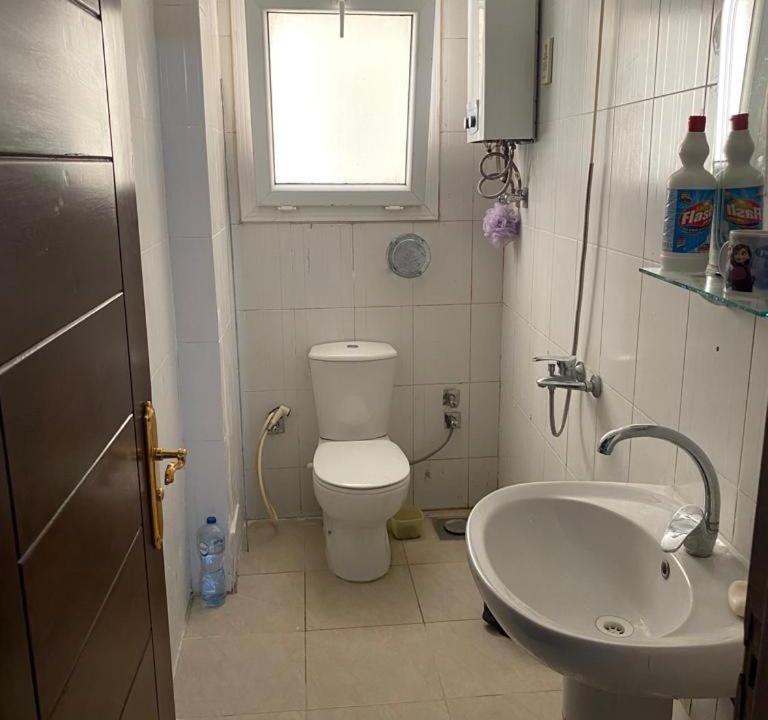 Photo of Bathroom in Pyramids Gardens