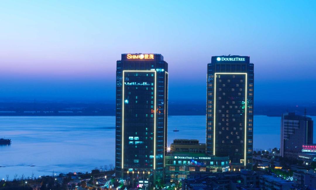 Photo of Buildings in Jinghu District