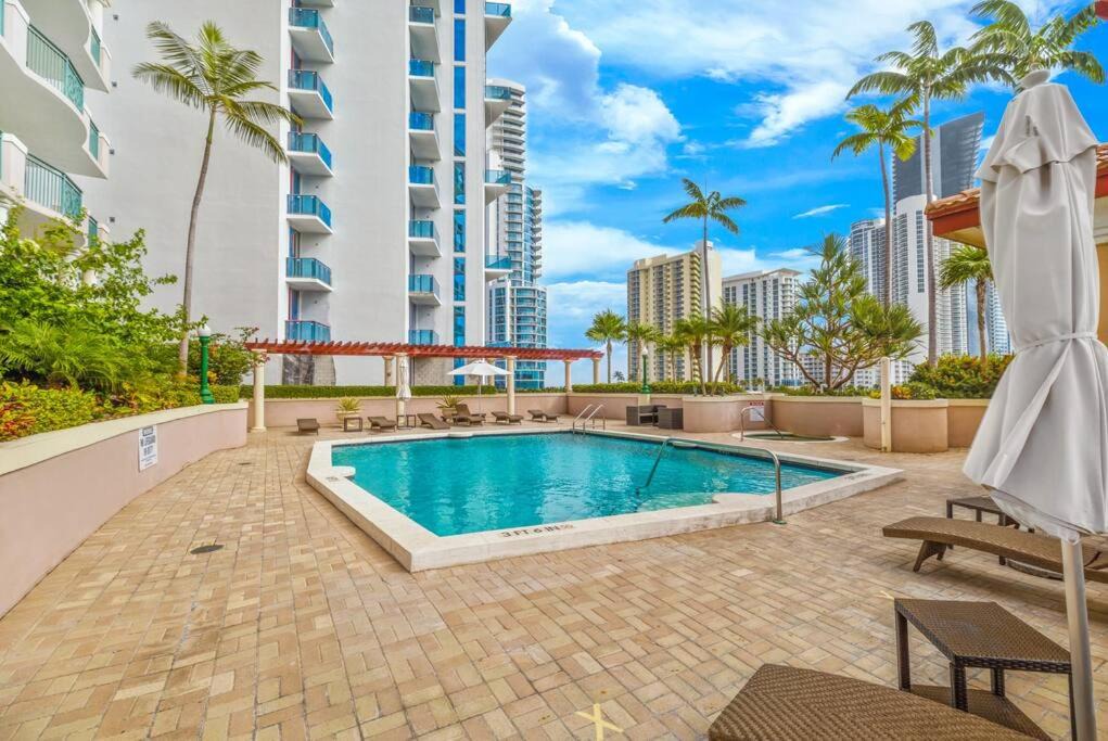Photo of Others in Sunny Isles Beach