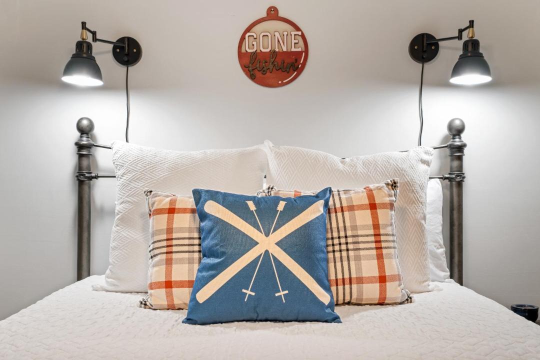 Photo of Bedroom in Orkney Springs