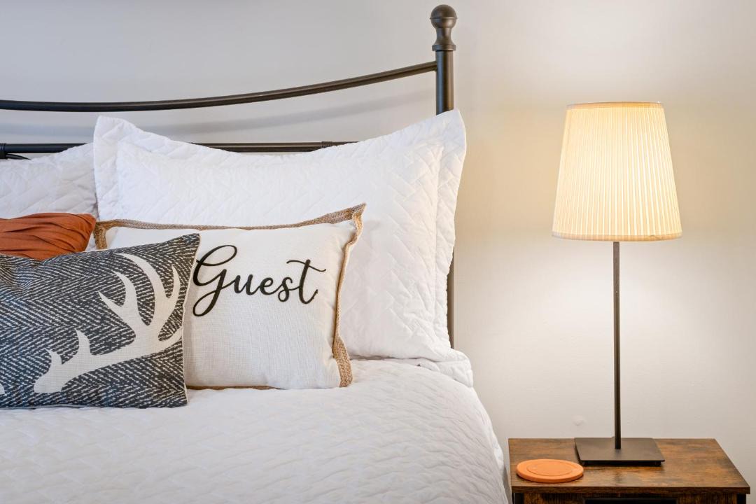 Photo of Bedroom in Orkney Springs