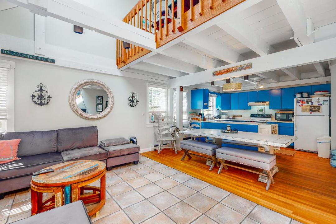 Photo of Livingroom in Edgartown