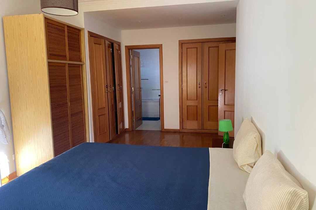 Photo of Bedroom in Alges