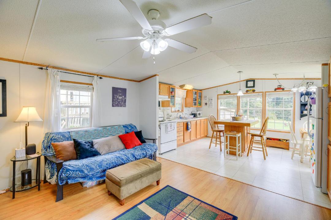 Photo of Livingroom in Max Meadows