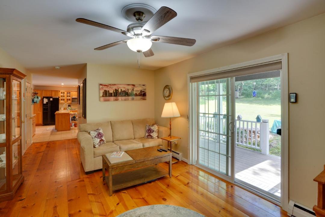 Photo of Livingroom in Pittsfield
