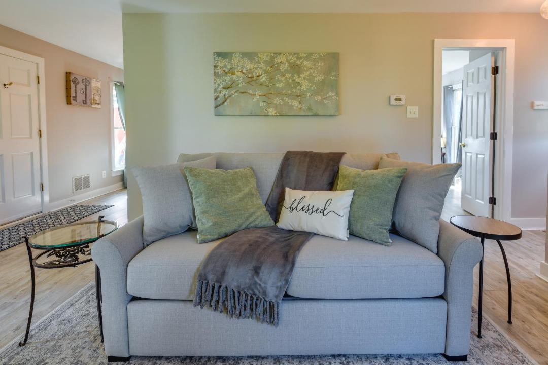 Photo of Livingroom in Midlothian