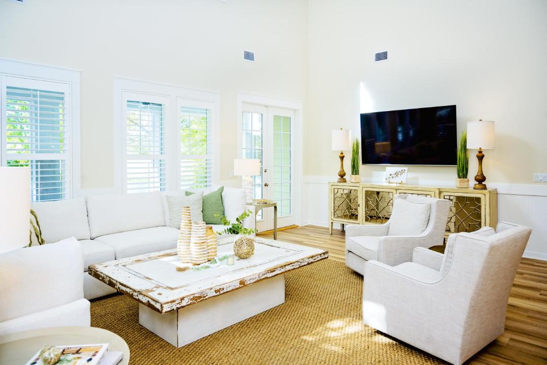 Photo of Livingroom in Laurel Grove