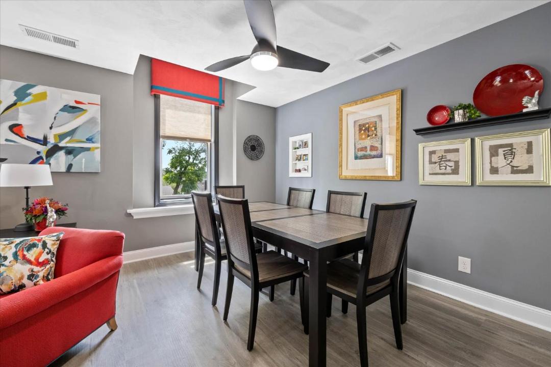 Photo of Livingroom in Zionsville