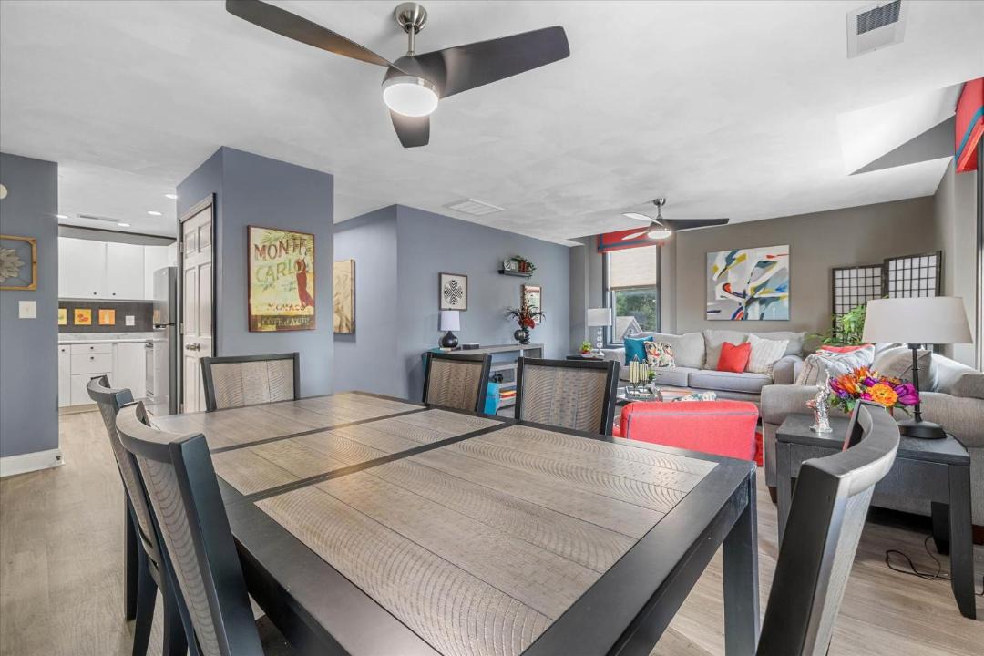 Photo of Livingroom in Zionsville