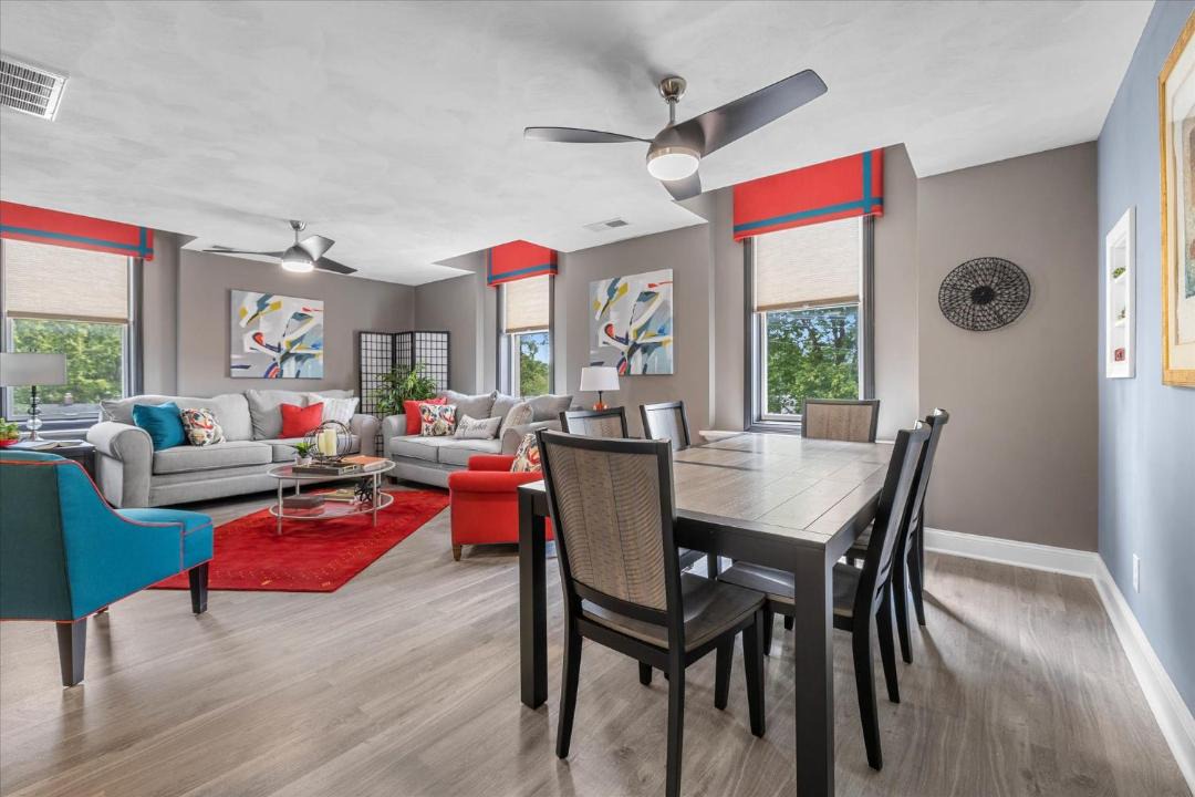 Photo of Livingroom in Zionsville
