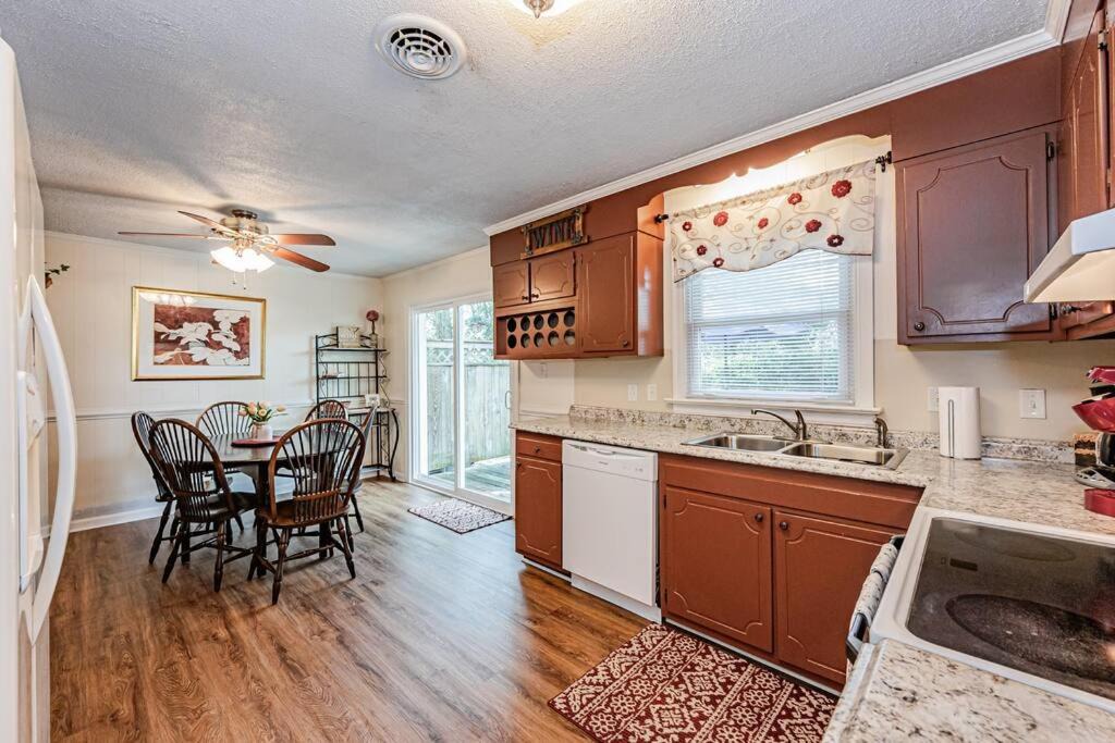 Photo of Kitchen in Quinton