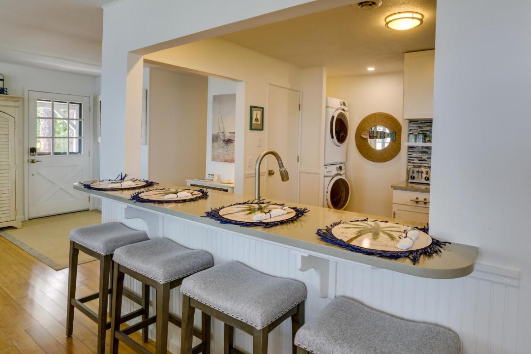 Photo of Livingroom in Carrabelle
